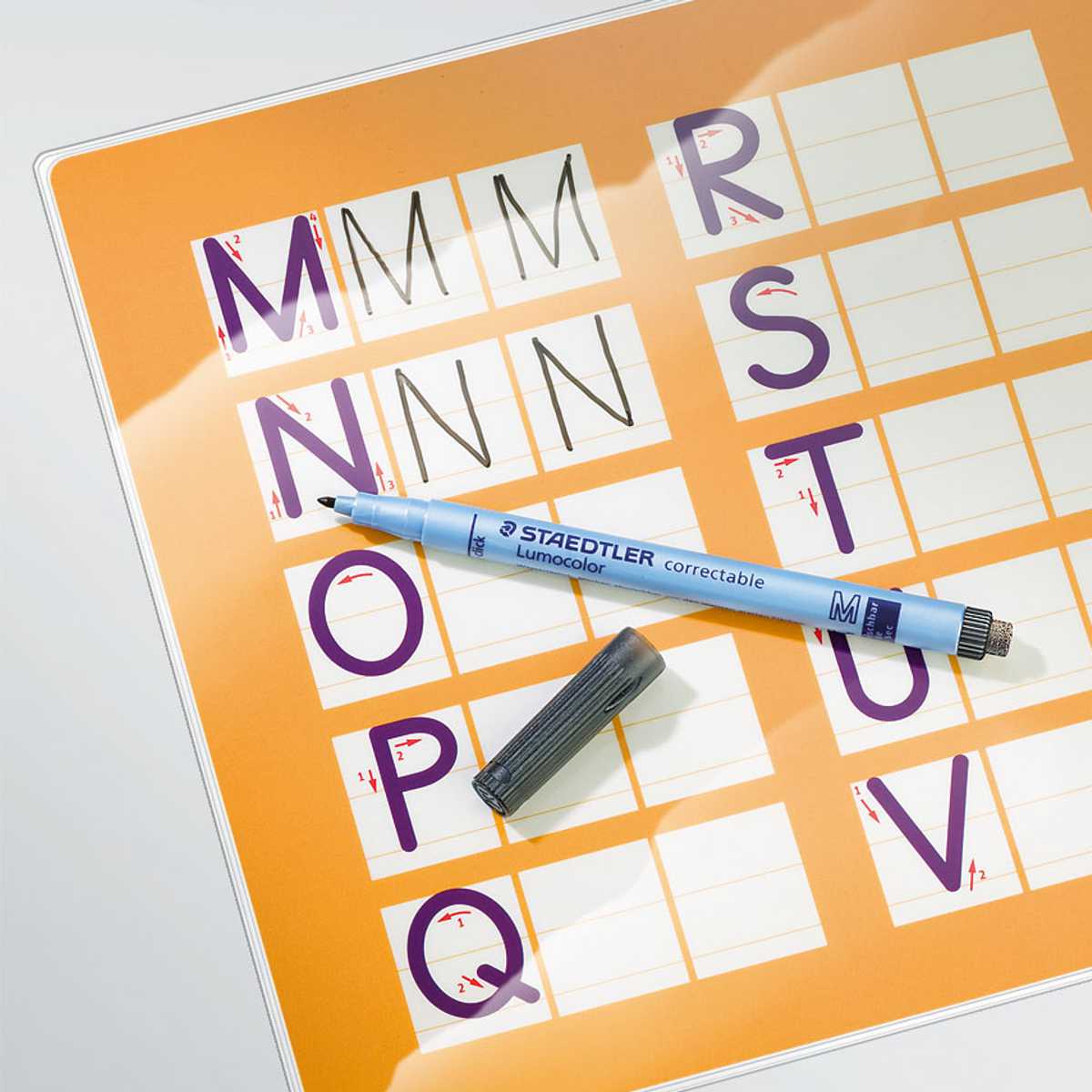 STAEDTLER Lumocolor correct 305 F 0,6mm rot