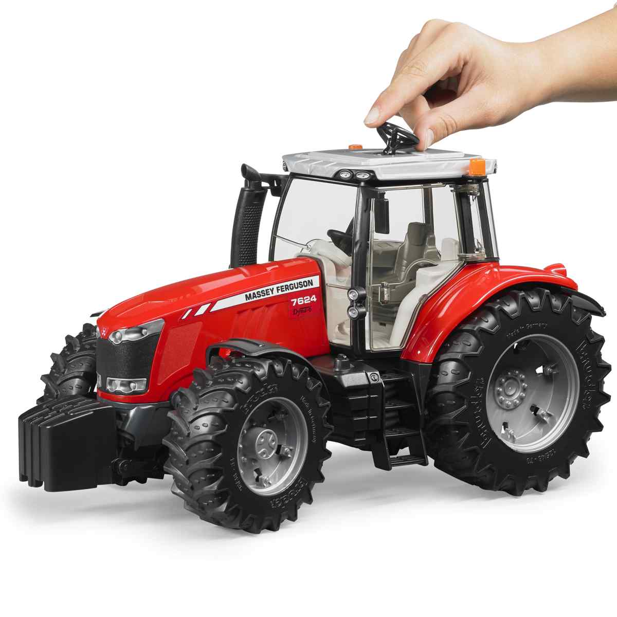 BRUDER 03046 Massey Ferguson 7600