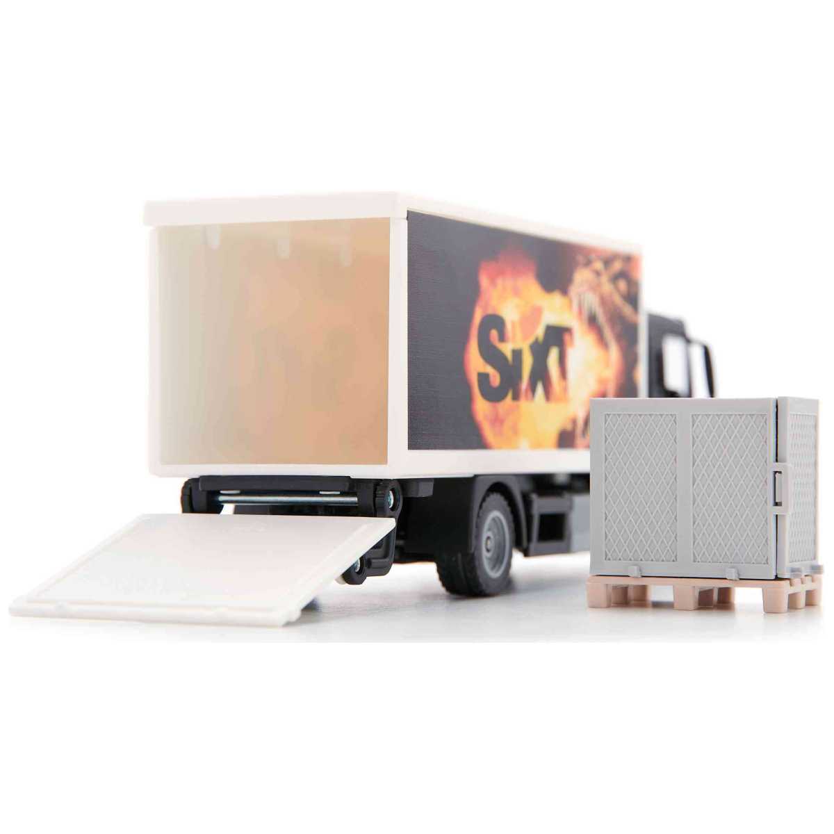 SIKU 1997 MAN LKW mit Kofferaufbau und Ladebordwand 1:50