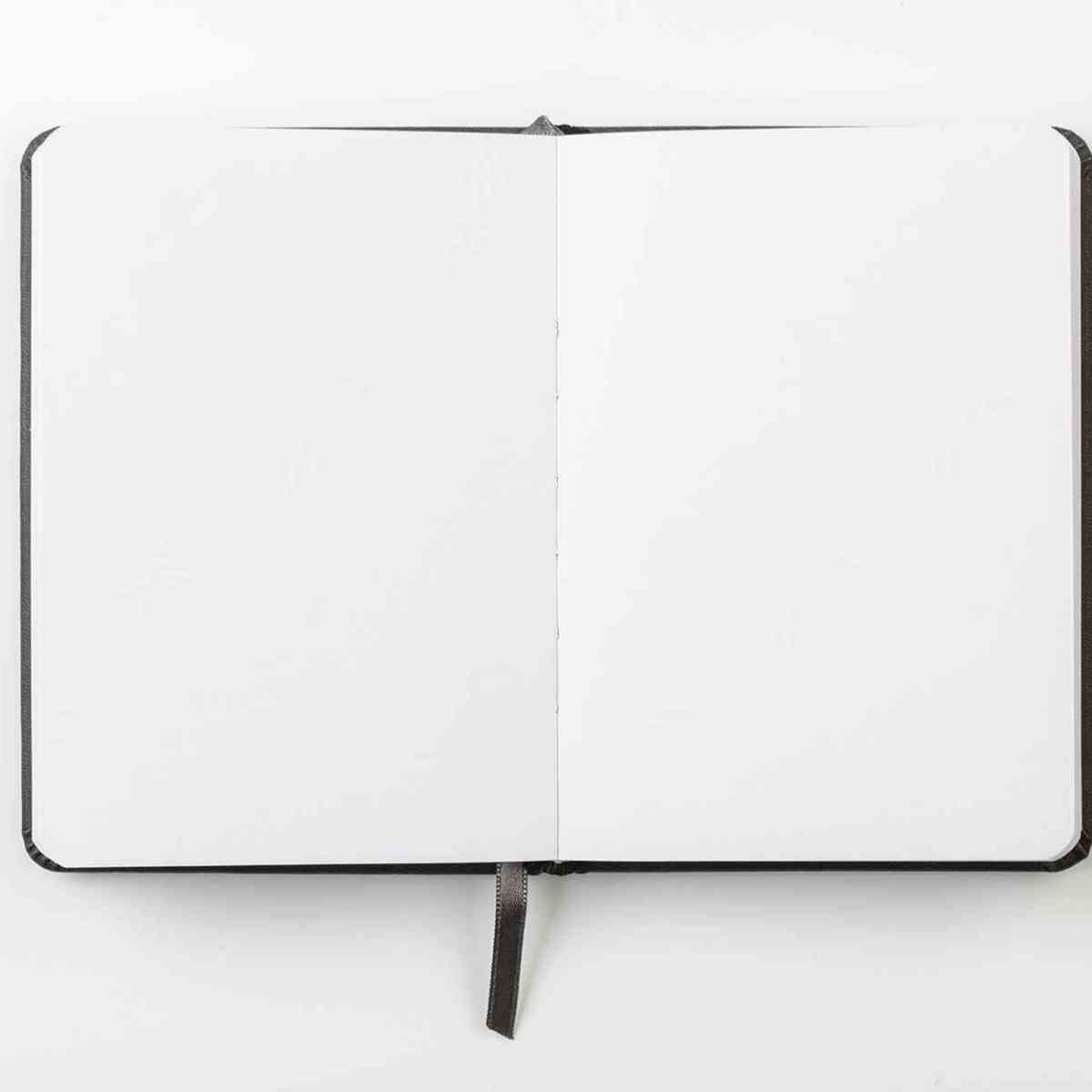 DARWI Skizzenbuch mit Gummizug A6 80 Blatt 140g schwarz