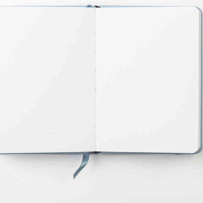 DARWI Skizzenbuch mit Gummizug A6 80 Blatt 140g hellblau