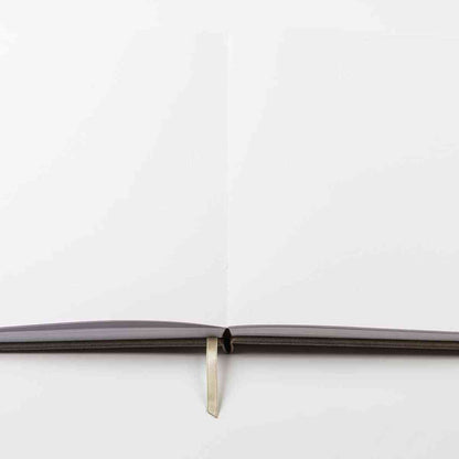 DARWI Skizzenbuch mit Gummizug A4 80 Blatt 140g braun